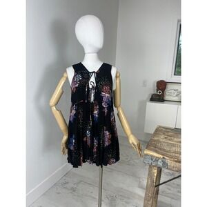 Free People Mini Dress Open Back Rayon Floral Dress Size XS‎